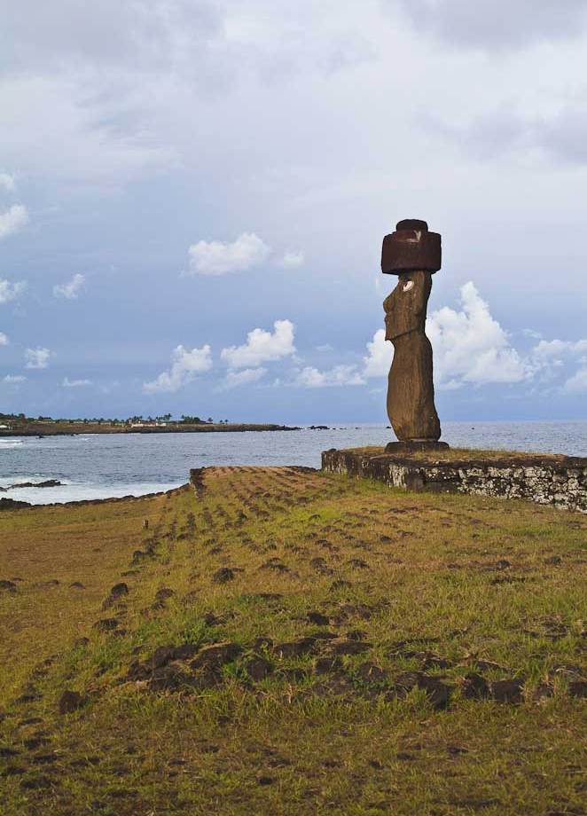 Ko te Riku Ahu - complete with Pukao and eyes