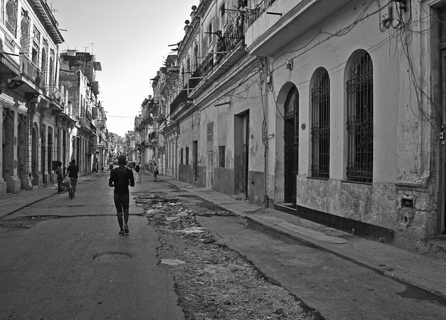 Hollow Canyons, Havana