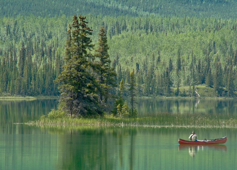 Rabbit Kettle Lake, Nahanni