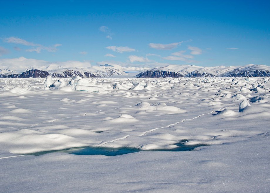 Towards Bylot island